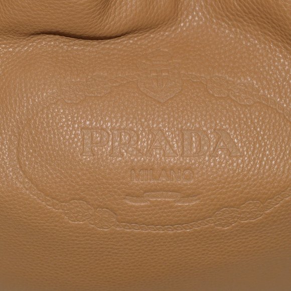 Prada Vitello Daino BN2097 Logo Signature Tan Leather shoulder Bag Gold Brass - Picture 2 of 15